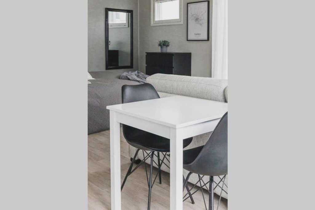 توركو Beautiful New Studio Apartment Nearby The Center المظهر الخارجي الصورة